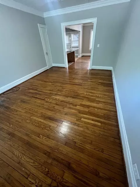 2676 Mayfield Rd, Cleveland Heights, OH 44106