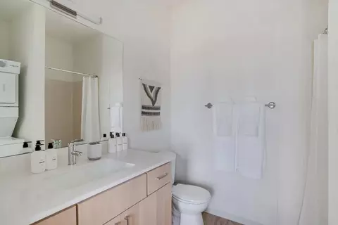 3046 17th Ave W, Seattle, WA 98119 photo 8