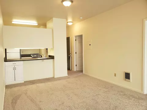 640 E 15th Ave, Eugene, OR 97401 photo 4