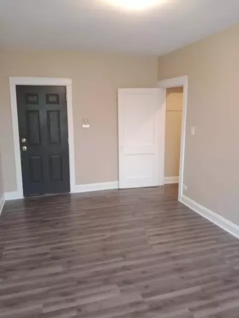 138 E 155th St, Harvey, IL 60426 photo 2