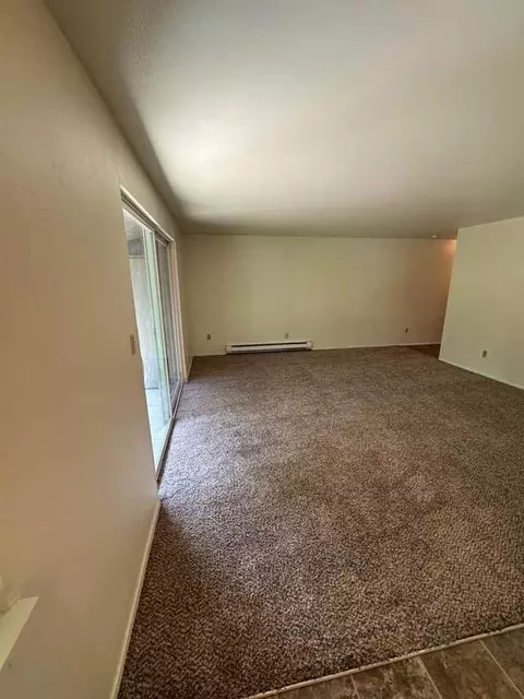 10833 10835 Se 200th St, Kent, WA 98031