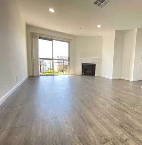 8722 Burton Way, Los Angeles, CA 90048