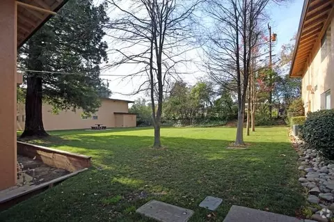 5844 Garden Park Ct, Carmichael, CA 95608 photo 9