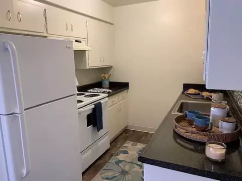 5844 Garden Park Ct, Carmichael, CA 95608 photo 4