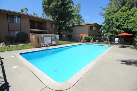 5844 Garden Park Ct, Carmichael, CA 95608 photo 10