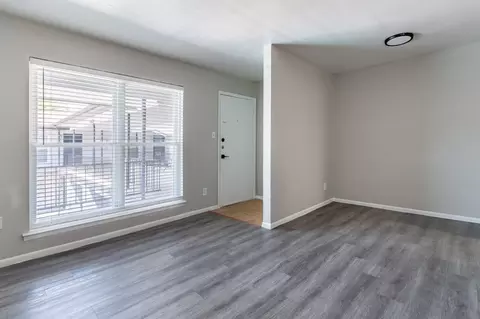 1500 W Lovers Ln, Arlington, TX 76013 photo 27