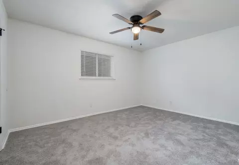 1500 W Lovers Ln, Arlington, TX 76013 photo 4