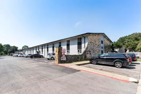 1500 W Lovers Ln, Arlington, TX 76013 photo 9