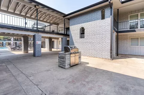 1500 W Lovers Ln, Arlington, TX 76013 photo 17