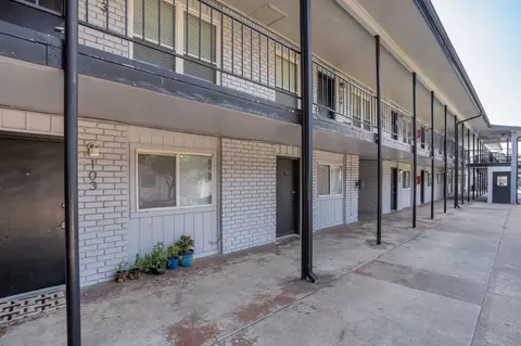 1500 W Lovers Ln, Arlington, TX 76013 photo 16