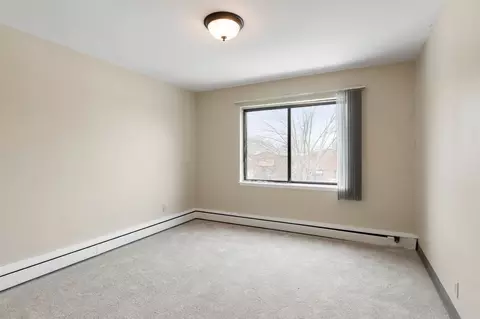 569 Cleveland Ave S, Saint Paul, MN 55116