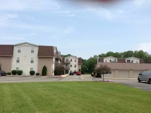 2755 Lexington Ave, Lexington, OH 44904