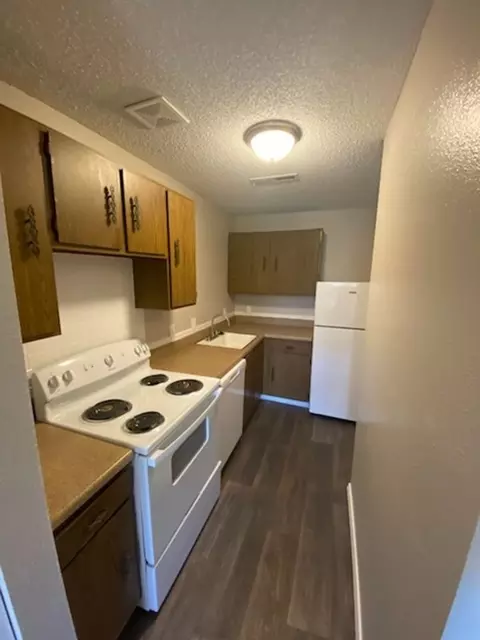 2701 S Emporia St, Wichita, KS 67216