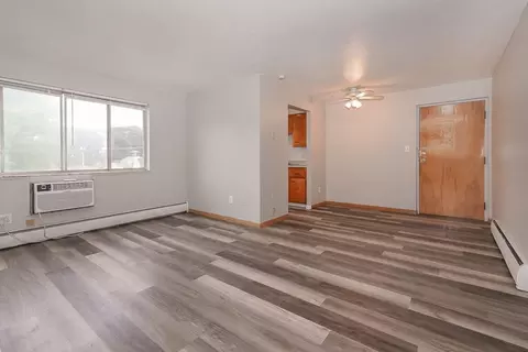 4224 W 20th St, Cleveland, OH 44109