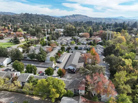 5209 Old Redwood Hwy, Santa Rosa, CA 95403