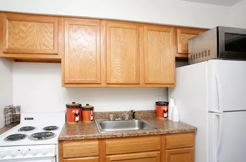 4132 Mountwood Rd, Baltimore, MD 21229