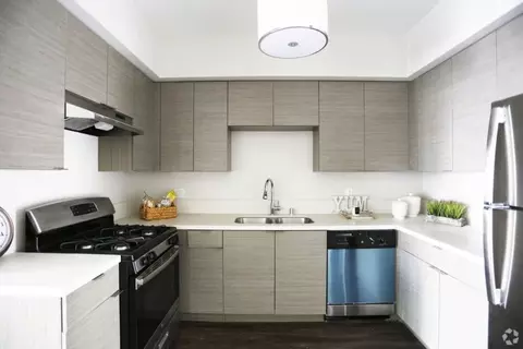 11011 Otsego St, Los Angeles, CA 91601