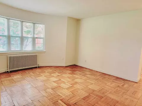 1201 N Courthouse Rd, Arlington, VA 22201