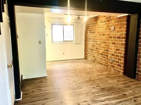 2011 Summit St, Columbus, OH 43201