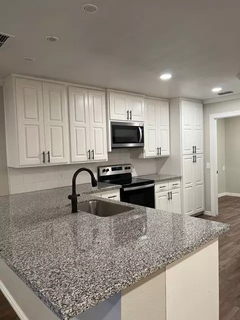 602 N Belmont Ave, Lubbock, TX 79416