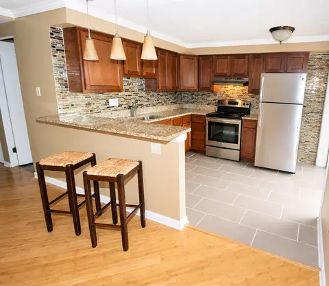 5 Th 231233 Fifth St, Pittsburgh, PA 15215