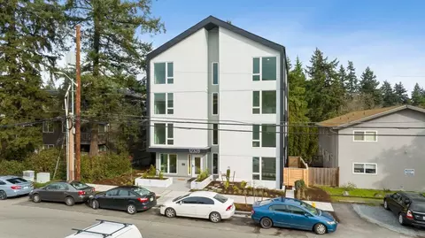 12328 33rd Ave NE, Seattle, WA 98125