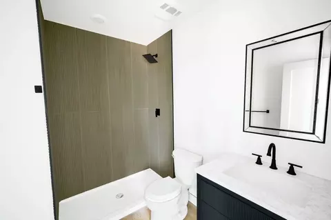 2325 Comstock St, San Diego, CA 92111