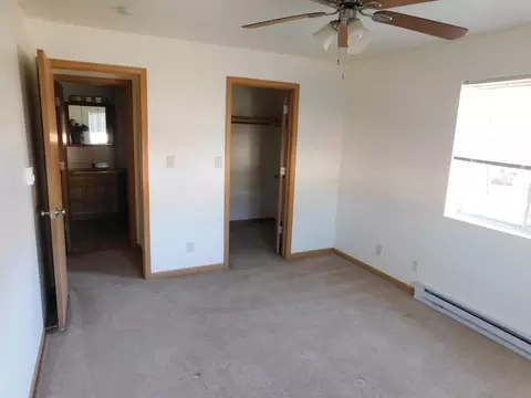 209 Roosevelt Dr, West Bend, WI 53090 photo 27