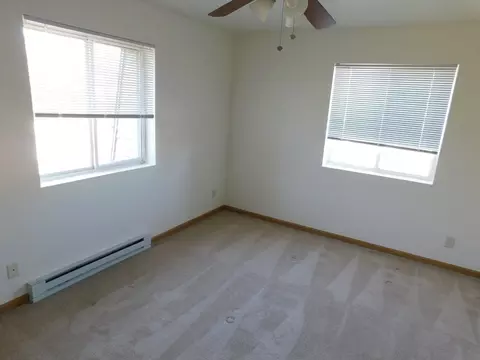 209 Roosevelt Dr, West Bend, WI 53090 photo 26