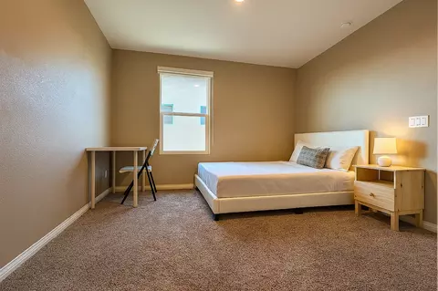 7549 Grazing Ln, Riverside, CA 92507