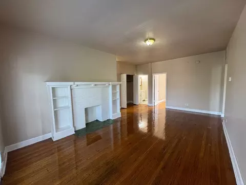5315 W Washington Blvd, Chicago, IL 60644