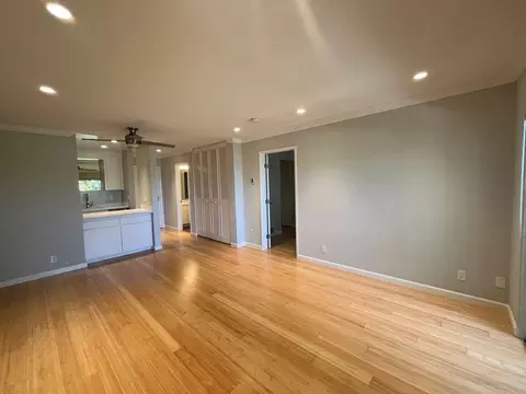 2645 California St, Mountain View, CA 94040