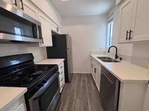 1620 S Bentley Ave, Los Angeles, CA 90025
