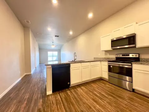 2120 N Avenue K, Lubbock, TX 79403