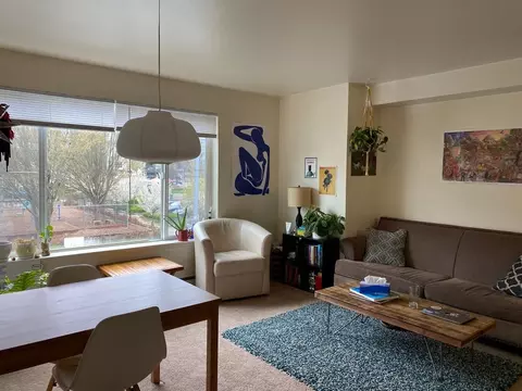 5021 Brooklyn Ave NE, Seattle, WA 98105