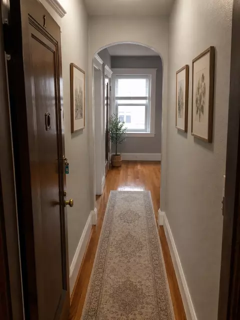 157 Lafayette St, Salem, MA 01970