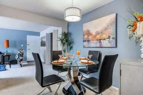 1801 Hampshire Green Ln, Silver Spring, MD 20903 photo 5