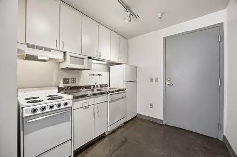210 S Clinton St, Iowa City, IA 52240
