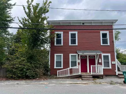 151 Leighton St, Fitchburg, MA 01420