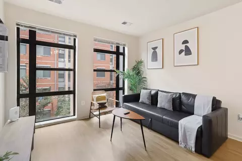 10 Th St S, Arlington, VA 22202