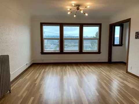 1105 5th Ave N, Seattle, WA 98109