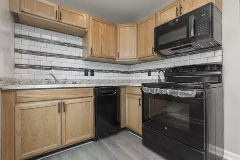 1413 Nightingale Rd, Louisville, KY 40213
