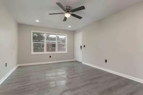 1413 Nightingale Rd, Louisville, KY 40213