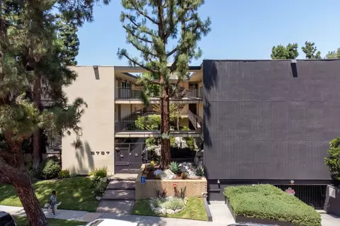 Peninsula Ctr, Rolling Hills Estates, CA 90274