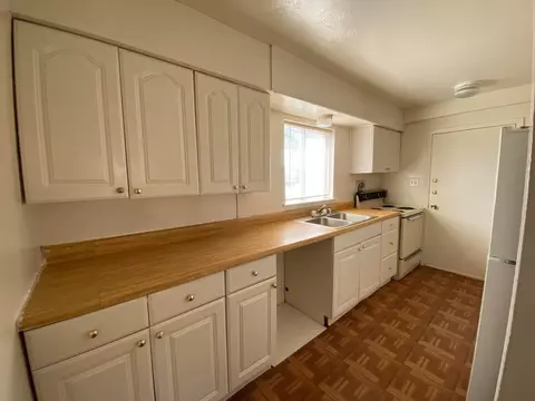 2928 W Louisiana Ave, Midland, TX 79701