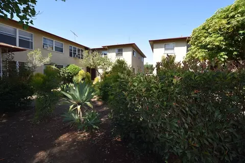 6937 Kester Ave, Los Angeles, CA 91405