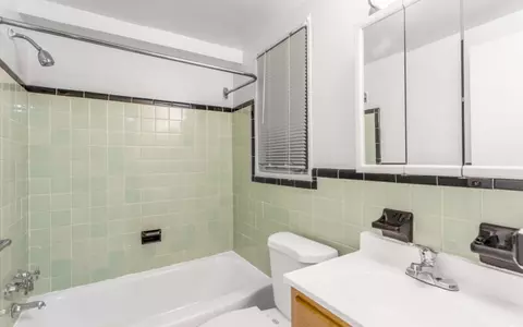 2122 Massachusetts Ave NW, Washington, DC 20008