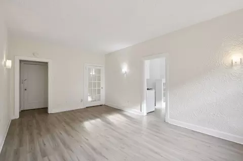 4600 Bayard St, Pittsburgh, PA 15213