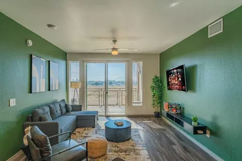 9456 W Georgia Ave, Glendale, AZ 85305