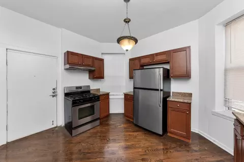 2910 S Wentworth Ave, Chicago, IL 60616